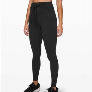 NWT - LULULEMON • Align Pant 28" *Wrap Waist